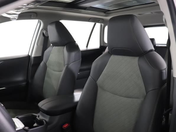 Toyota RAV4 V (XA50) с пробегом 2025 года, цена 4 250 000 рублей, 2109 км, внедорожник, Автокод Объявления