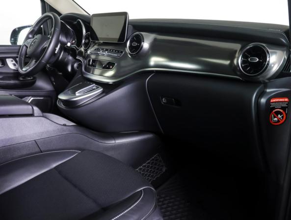 Mercedes-Benz V-Класс III (W447) Рестайлинг с пробегом 2021 года, цена 7 900 000 рублей, 51391 км, минивэн, Автокод Объявления
