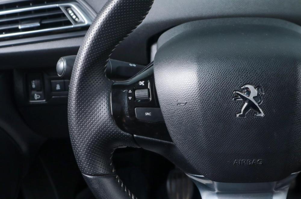 Peugeot 308 II Рестайлинг Челябинск  - изображение 11