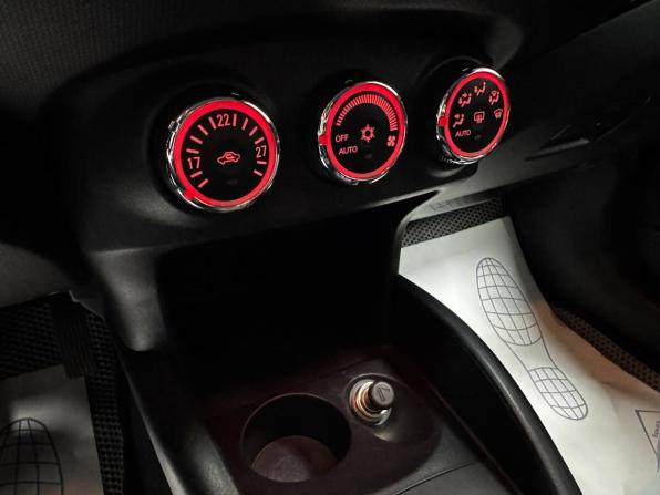 Mitsubishi Outlander II Рестайлинг с пробегом 2011 года, цена 1 250 000 рублей, 263114 км, внедорожник, Автокод Объявления