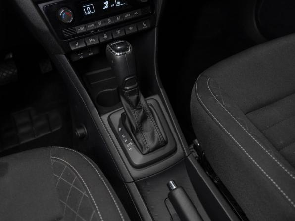 Skoda Rapid I Рестайлинг с пробегом 2018 года, цена 1 575 000 рублей, 71916 км, лифтбек, Автокод Объявления
