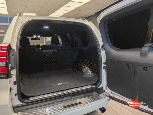 Toyota Land Cruiser Prado 150 Series Рестайлинг 1 с пробегом 2015 года, цена 3 600 000 рублей, 130000 км, внедорожник, Автокод Объявления
