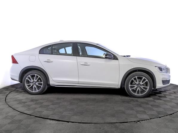 Volvo S60 Cross Country с пробегом 2018 года, цена 2 480 000 рублей, 138585 км, седан, Автокод Объявления