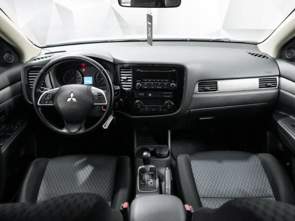 Mitsubishi Outlander III с пробегом 2012 года, цена 1 360 000 рублей, 207000 км, внедорожник, Автокод Объявления