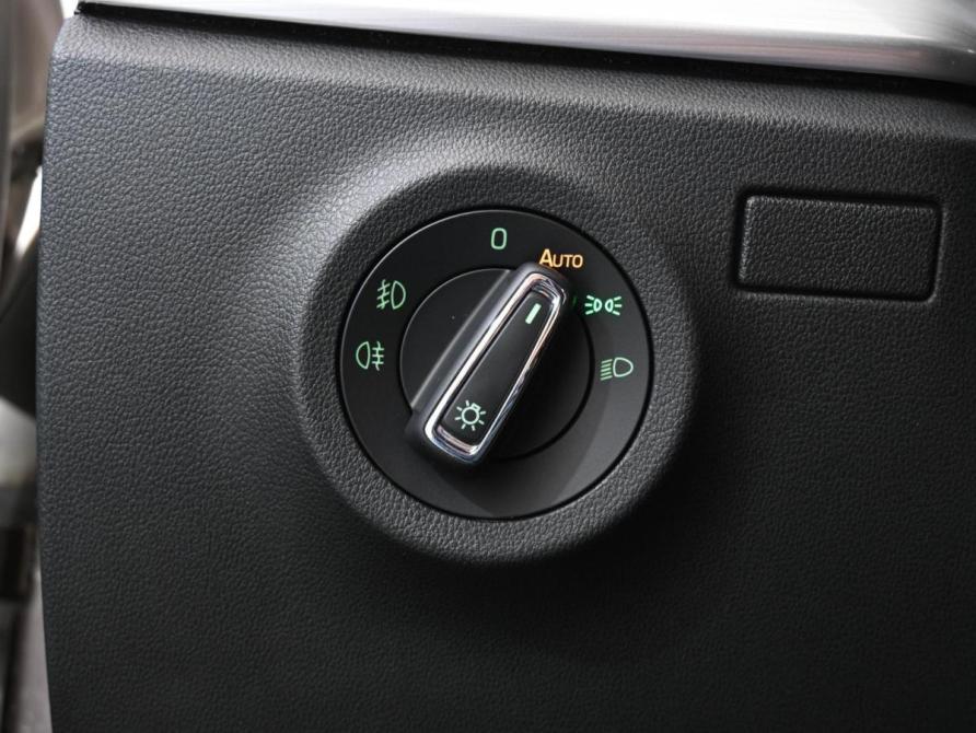 Skoda Rapid I Рестайлинг Ростов-на-Дону  - изображение 18