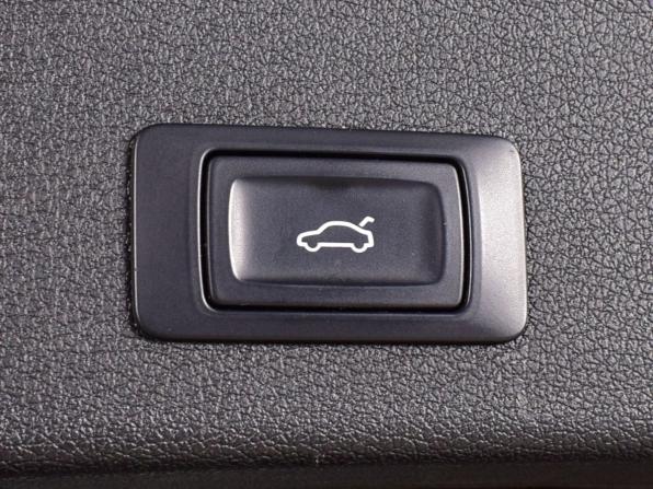 Audi Q5 I (8R) Рестайлинг с пробегом 2013 года, цена 1 849 995 рублей, 278141 км, внедорожник, Автокод Объявления