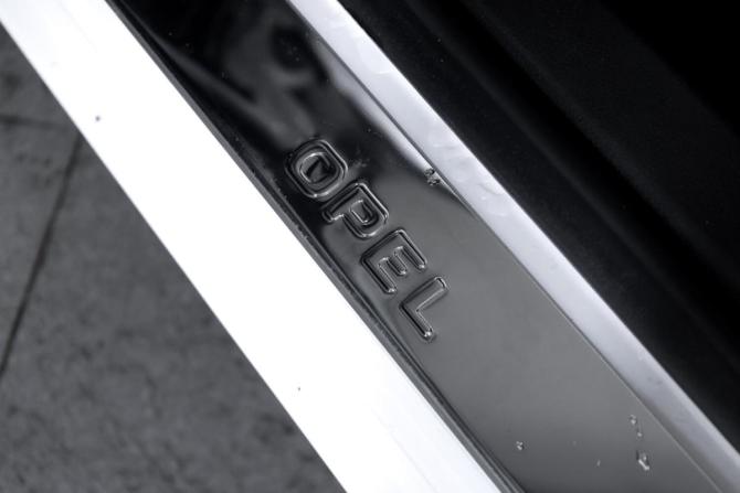 Opel Astra J Рестайлинг с пробегом 2014 года, цена 765 000 рублей, 174536 км, седан, Автокод Объявления