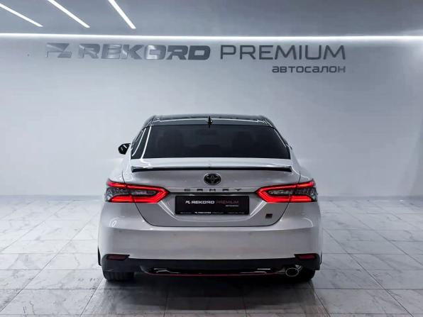 Toyota Camry VIII (XV70) Рестайлинг с пробегом 2021 года, цена 2 699 000 рублей, 150000 км, седан, Автокод Объявления