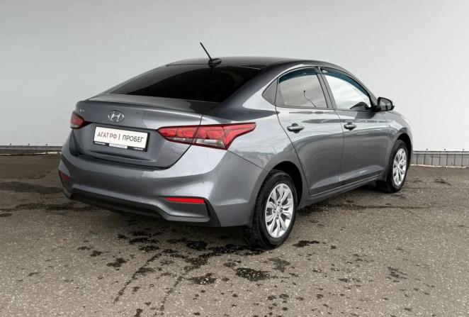 Hyundai Solaris II с пробегом 2018 года, цена 1 219 000 рублей, 91258 км, седан, Автокод Объявления