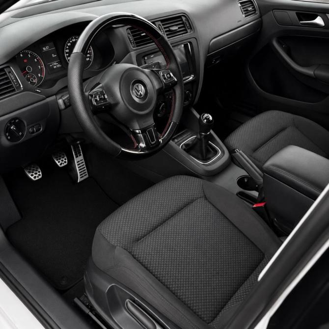 Volkswagen Jetta VI Набережные Челны  - изображение 15