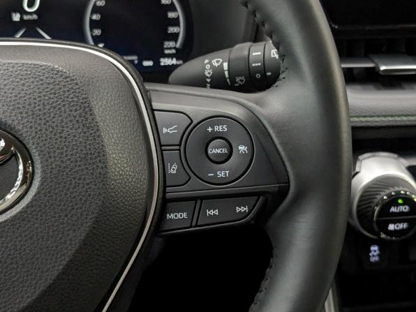 Toyota RAV4 V (XA50) с пробегом 2025 года, цена 4 100 000 рублей, 2500 км, внедорожник, Автокод Объявления