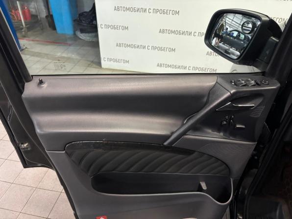 Mercedes-Benz Viano I (W639) Рестайлинг с пробегом 2011 года, цена 2 389 000 рублей, 153000 км, минивэн, Автокод Объявления