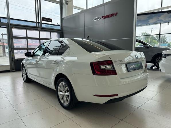 Skoda Octavia III (A7) Рестайлинг с пробегом 2018 года, цена 1 869 000 рублей, 72165 км, лифтбек, Автокод Объявления