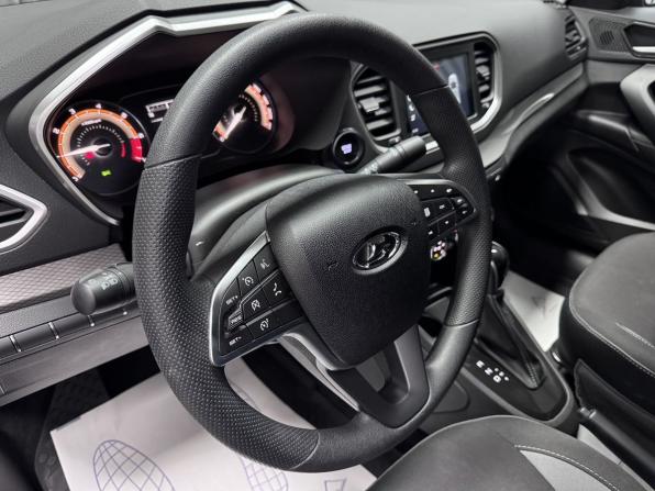 Lada (ВАЗ) Vesta I Рестайлинг (NG) с пробегом 2024 года, цена 1 300 000 рублей, 35000 км, седан, Автокод Объявления