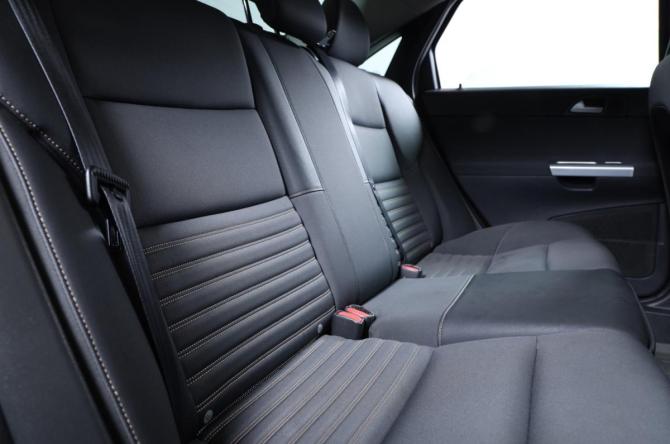 Volvo S40 II Рестайлинг с пробегом 2012 года, цена 699 000 рублей, 107200 км, седан, Автокод Объявления