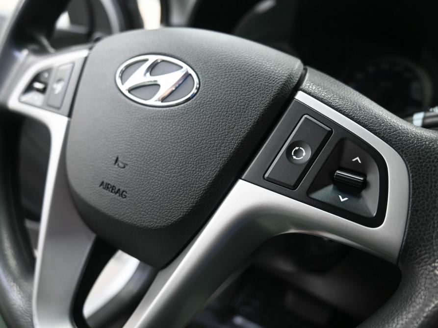 Hyundai Solaris I Рестайлинг Ростов-на-Дону  - изображение 13