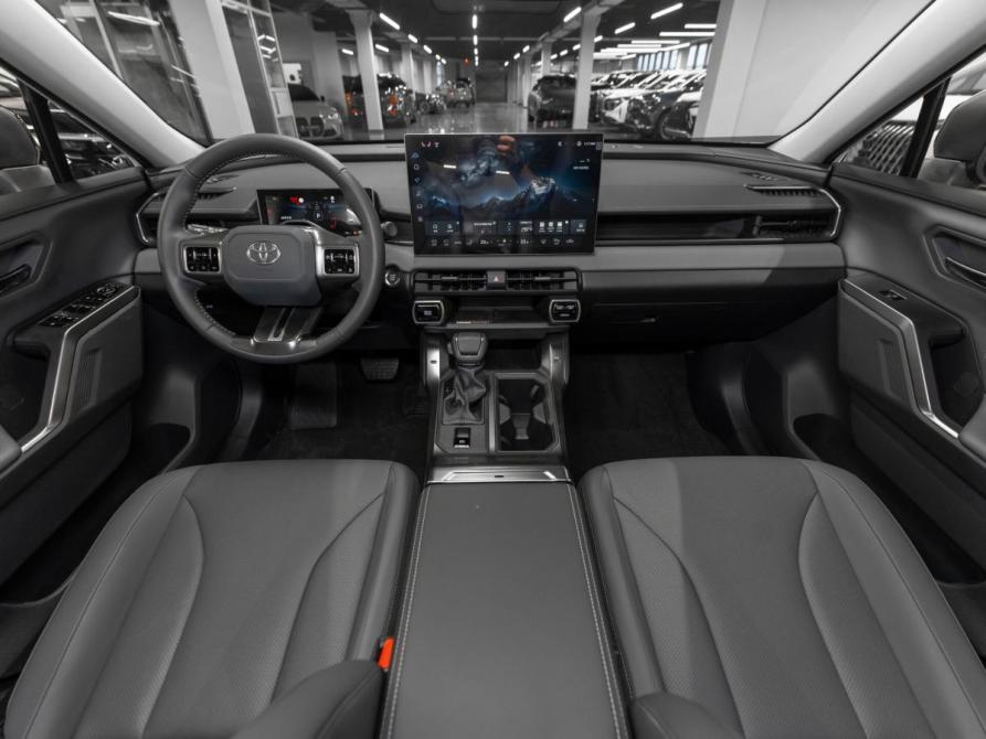 Toyota RAV4 VI (XA60) Москва  - изображение 8