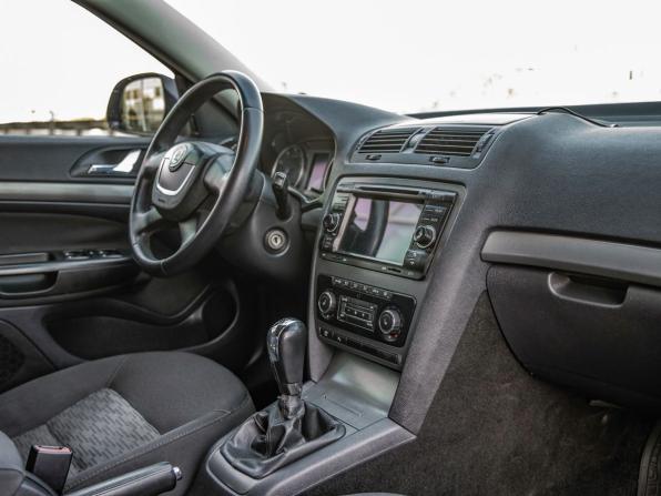Skoda Octavia II (A5) Рестайлинг с пробегом 2010 года, цена 898 000 рублей, 150217 км, лифтбек, Автокод Объявления