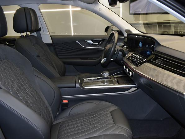 Hongqi HS5 I Рестайлинг с пробегом 2024 года, цена 3 660 000 рублей, 6108 км, внедорожник, Автокод Объявления