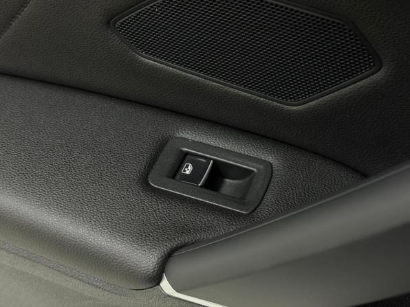 Volkswagen Tiguan II с пробегом 2018 года, цена 2 950 000 рублей, 97000 км, внедорожник, Автокод Объявления