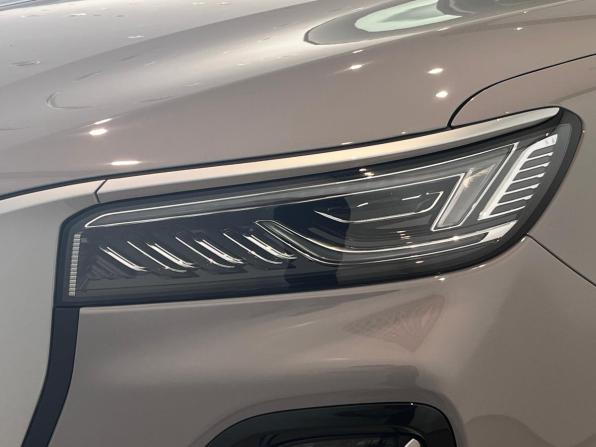 Hongqi HS5 I Рестайлинг с пробегом 2025 года, цена 3 850 000 рублей, 1543 км, внедорожник, Автокод Объявления