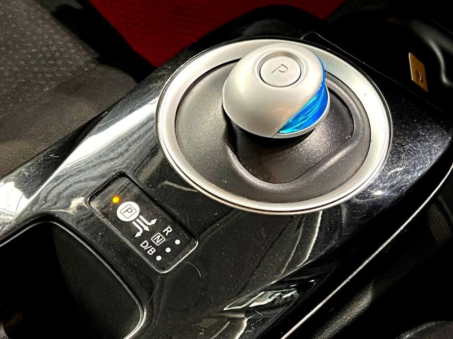 Nissan Leaf I (ZE0/AZE0) Оренбург  - изображение 16
