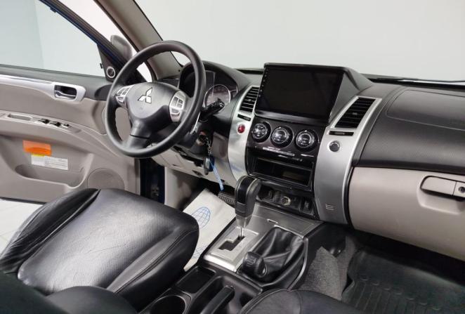 Mitsubishi Pajero Sport II с пробегом 2011 года, цена 1 590 000 рублей, 271416 км, внедорожник, Автокод Объявления