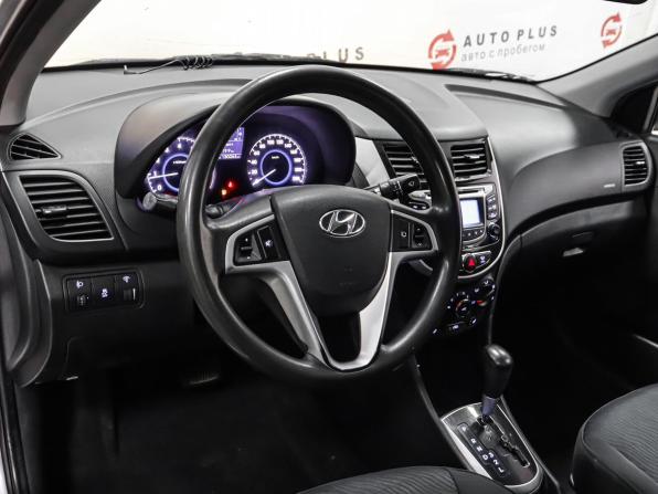 Hyundai Solaris I с пробегом 2012 года, цена 849 000 рублей, 130034 км, седан, Автокод Объявления