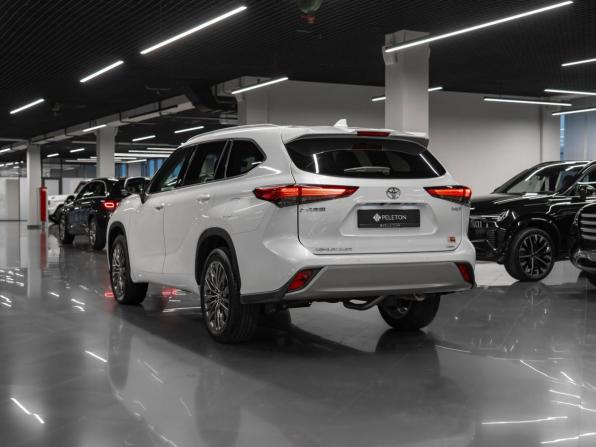 Toyota Highlander IV (XU70) с пробегом 2026 года, цена 5 300 000 рублей, 41 км, внедорожник, Автокод Объявления