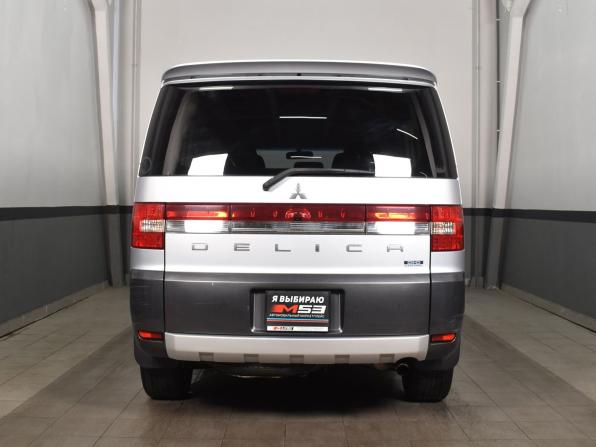 Mitsubishi Delica D:5 I с пробегом 2013 года, цена 1 999 999 рублей, 276832 км, минивэн, Автокод Объявления