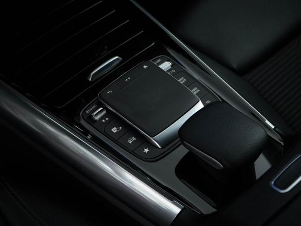 Mercedes-Benz GLA II (H247) с пробегом 2020 года, цена 3 295 444 рубля, 99633 км, внедорожник, Автокод Объявления