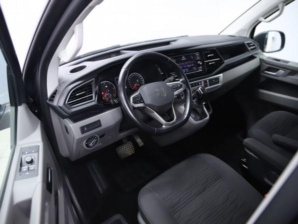 Volkswagen Caravelle T6 Рестайлинг с пробегом 2021 года, цена 4 990 000 рублей, 56450 км, минивэн, Автокод Объявления