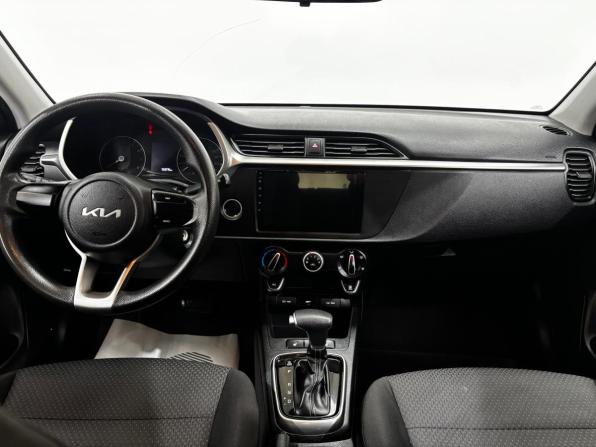 Kia Rio IV Рестайлинг с пробегом 2021 года, цена 1 690 000 рублей, 55874 км, седан, Автокод Объявления