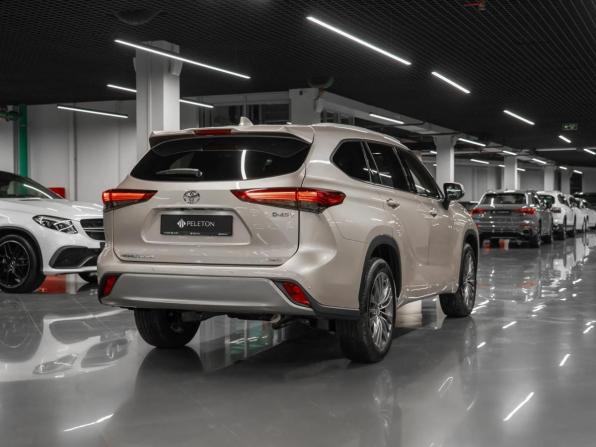 Toyota Highlander IV (XU70) с пробегом 2026 года, цена 5 750 000 рублей, 50 км, внедорожник, Автокод Объявления
