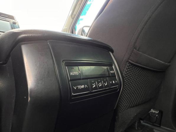 Toyota Land Cruiser Prado 150 Series Рестайлинг 2 с пробегом 2018 года, цена 3 159 900 рублей, 271458 км, внедорожник, Автокод Объявления
