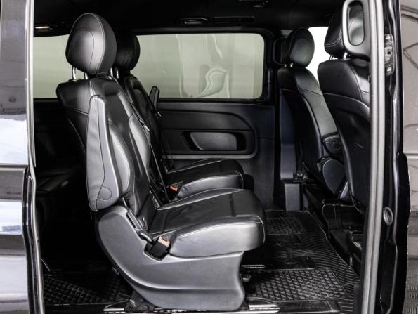 Mercedes-Benz V-Класс III (W447) Рестайлинг с пробегом 2019 года, цена 3 999 000 рублей, 198928 км, минивэн, Автокод Объявления
