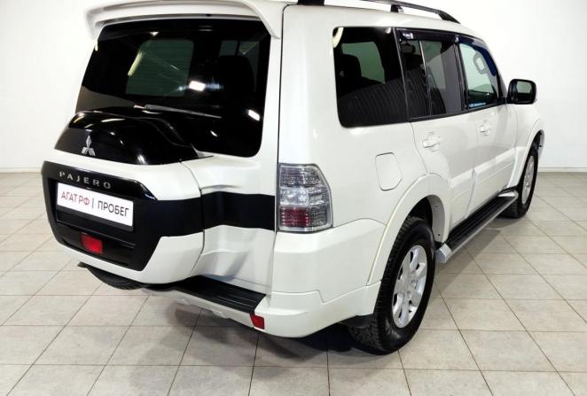 Mitsubishi Pajero IV Рестайлинг 2 с пробегом 2015 года, цена 2 150 000 рублей, 364109 км, внедорожник, Автокод Объявления