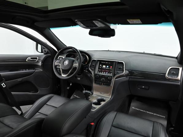 Jeep Grand Cherokee IV (WK2) Рестайлинг с пробегом 2015 года, цена 2 349 000 рублей, 228000 км, внедорожник, Автокод Объявления