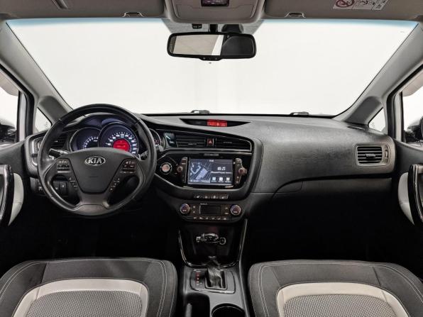 Kia Ceed II Рестайлинг с пробегом 2017 года, цена 1 390 000 рублей, 106671 км, универсал, Автокод Объявления