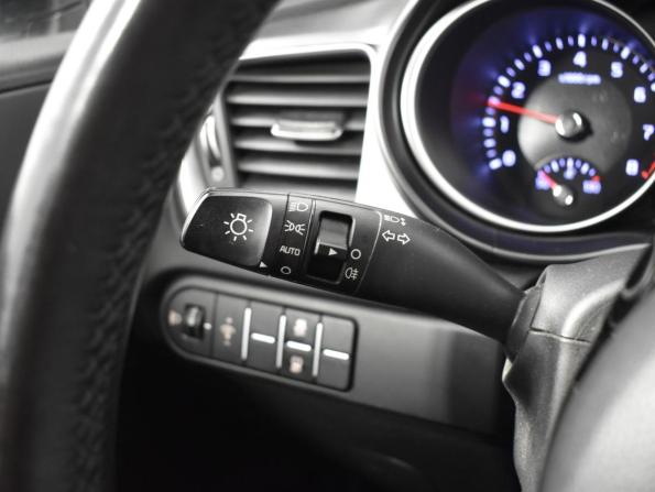 Kia Ceed III Рестайлинг с пробегом 2022 года, цена 2 046 100 рублей, 90848 км, хэтчбек, Автокод Объявления