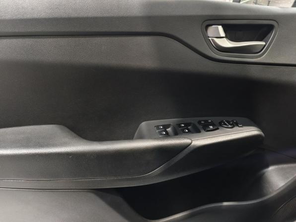 Hyundai Solaris II Рестайлинг с пробегом 2020 года, цена 1 383 700 рублей, 93189 км, седан, Автокод Объявления