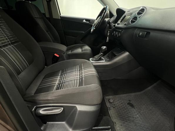 Volkswagen Tiguan I Рестайлинг с пробегом 2015 года, цена 1 635 000 рублей, 165000 км, внедорожник, Автокод Объявления