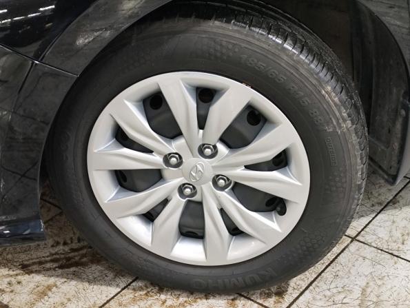 Hyundai Solaris II Рестайлинг с пробегом 2022 года, цена 1 410 000 рублей, 104000 км, седан, Автокод Объявления