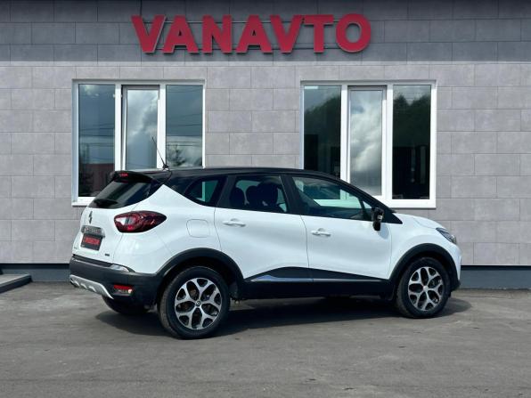 Renault Kaptur I с пробегом 2017 года, цена 1 490 000 рублей, 158300 км, внедорожник, Автокод Объявления