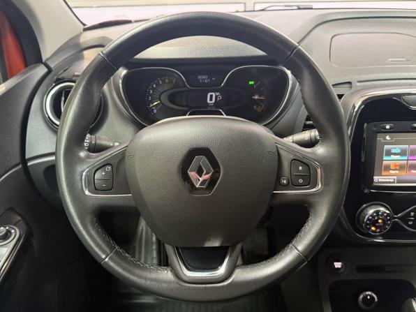 Renault Kaptur I с пробегом 2016 года, цена 1 650 000 рублей, 66000 км, внедорожник, Автокод Объявления