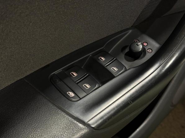 Audi Q3 I (8U) с пробегом 2012 года, цена 1 460 000 рублей, 225379 км, внедорожник, Автокод Объявления