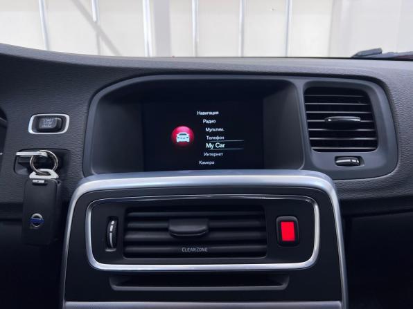 Volvo S60 II Рестайлинг с пробегом 2016 года, цена 1 300 000 рублей, 224229 км, седан, Автокод Объявления