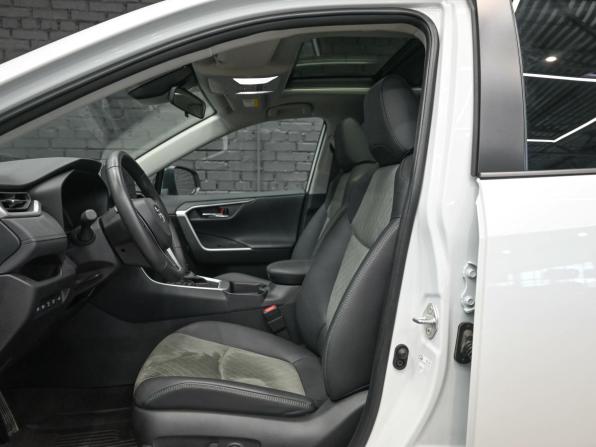 Toyota RAV4 VI (XA60) с пробегом 2025 года, цена 4 150 000 рублей, 10204 км, внедорожник, Автокод Объявления