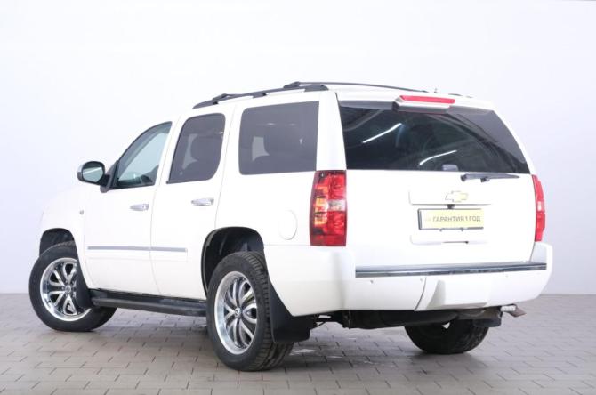 Chevrolet Tahoe III с пробегом 2012 года, цена 2 299 000 рублей, 280200 км, внедорожник, Автокод Объявления