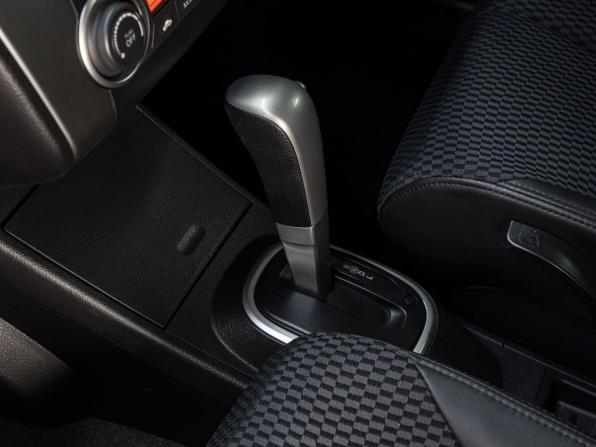 Nissan Tiida I с пробегом 2012 года, цена 1 075 000 рублей, 45705 км, хэтчбек, Автокод Объявления